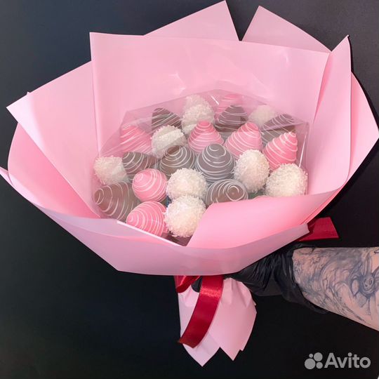 Клубника в шоколаде букет