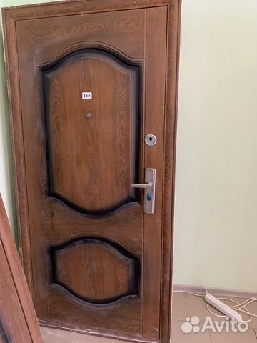 Дверь входная металлическая новая