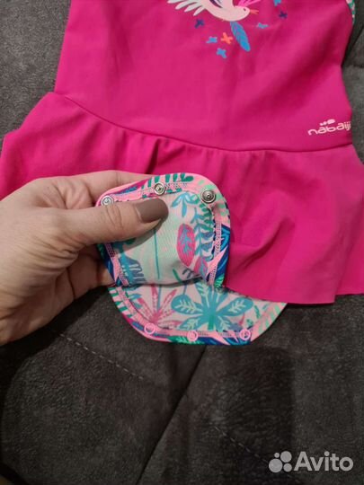 Купальник и шапочка на 2-3 года