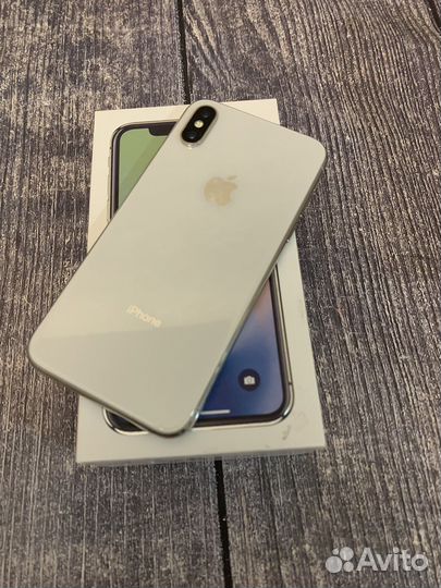 iPhone x 64gb