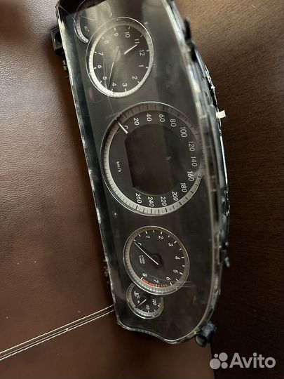 Щиток приборов w 212