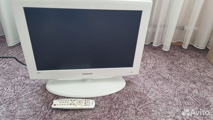 Продам телевизор samsung 22 дм