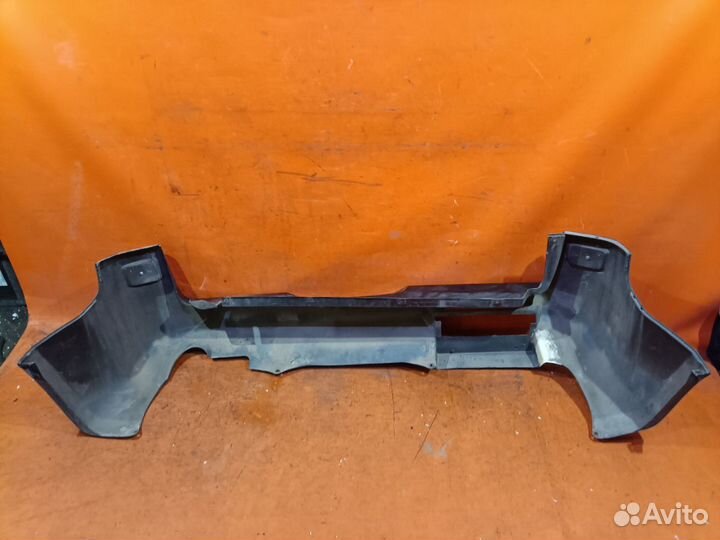 Бампер задний Suzuki Escudo TD54W