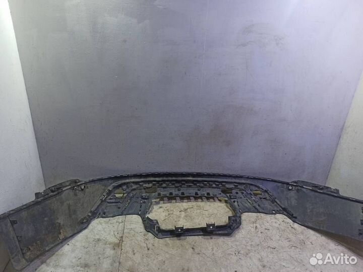 Бампер задний Ленд Ровер