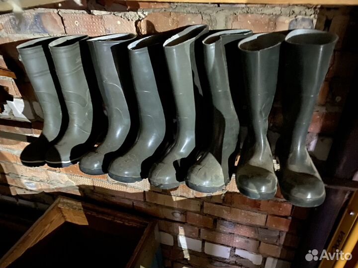 Резиновые сапоги