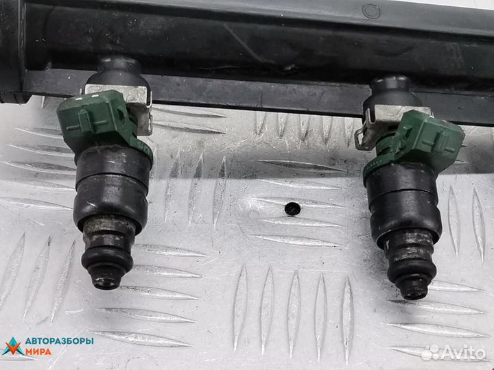 Форсунка Audi A3 8L 1999 037906031AA