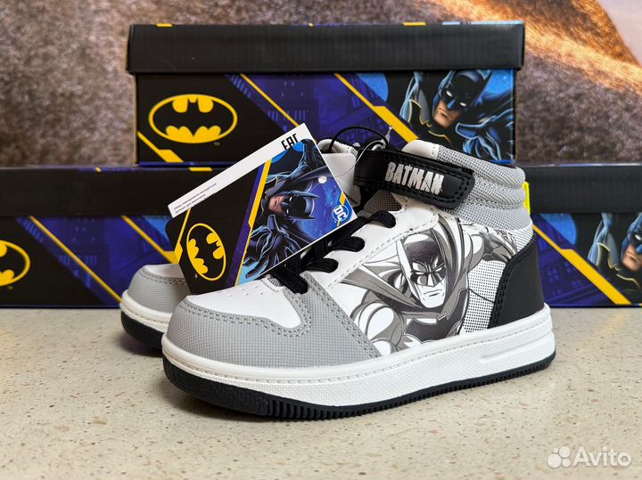 Новые кеды для мальчика Batman 26,27,28 р-р