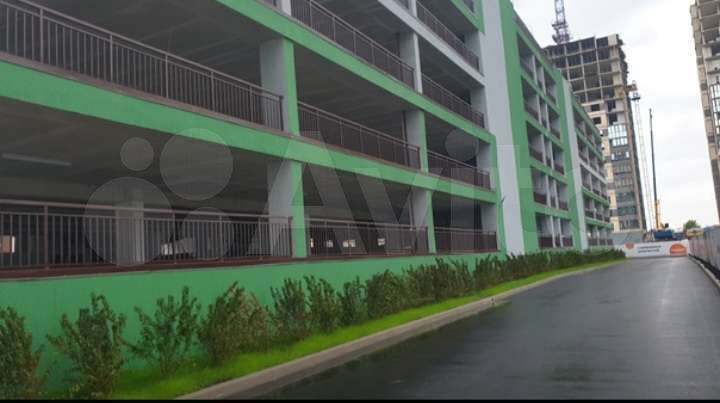 Машиноместо, 14 м²