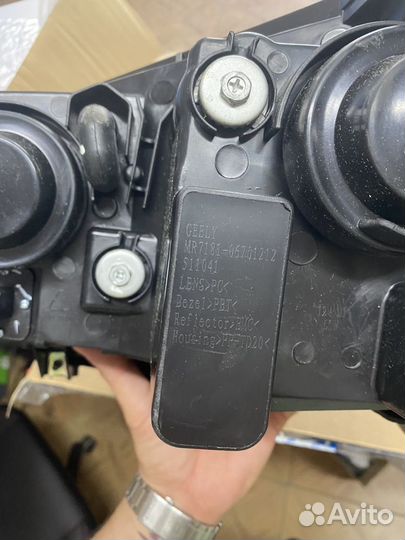 Фара правая Geely emgrand ec7