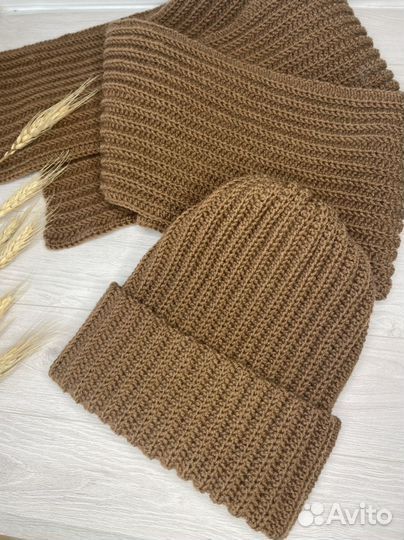 Комплект вязаный шапка и шарф осень-зима