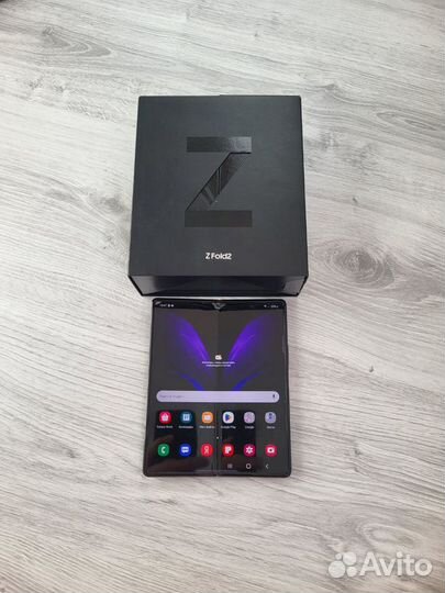 Samsung Galaxy Z Fold2, 12/256 ГБ