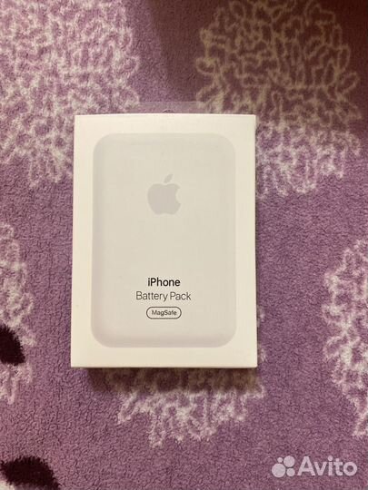 Павербанк apple