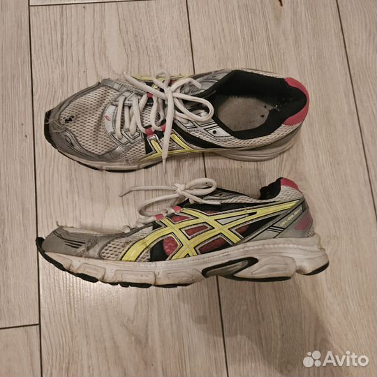 Кроссовки asics 40