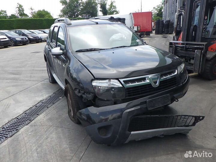 Рено дастер в разборе 1.6 бензин переднии привод