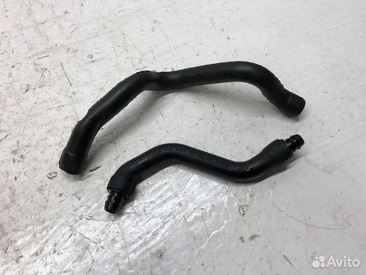 Патрубок вентиляции картерных газов Mercedes W202