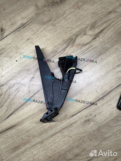 Педаль газа BMW 5 F10/F11/GT F07 2013 6858574