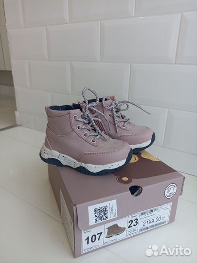 Ботинки для девочки tombi 23