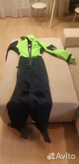 Сухой гидрокостюм женский