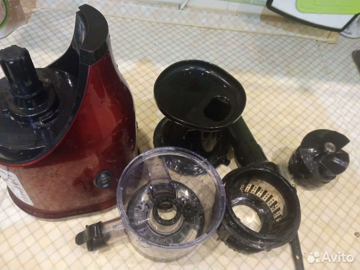 Соковыжималка Scarlet