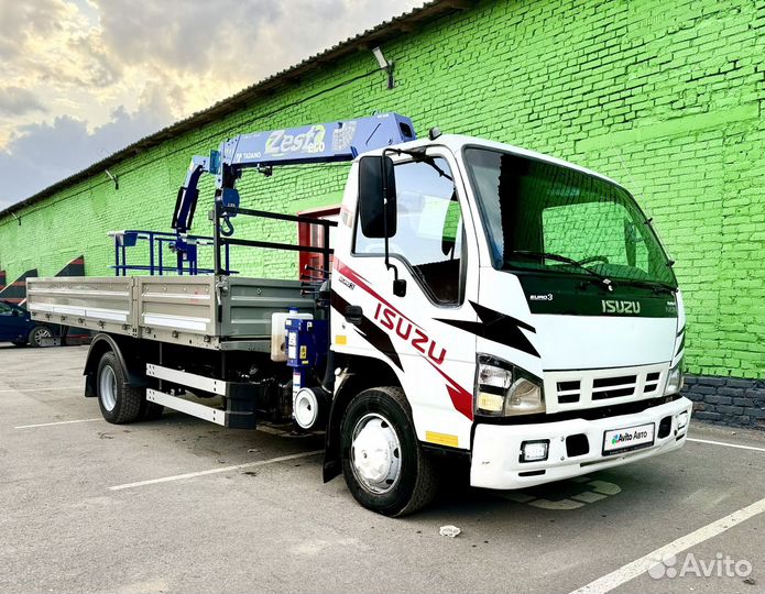 Isuzu NQR75 с КМУ, 2010