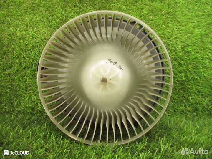 Мотор печки на toyota crown JZS171W 1JZ-FSE