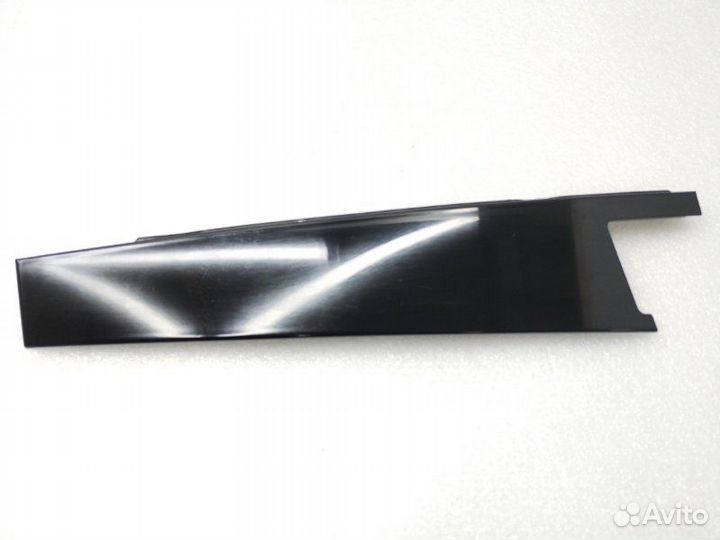 Накладка двери задняя левая Mercedes-Benz E-Class