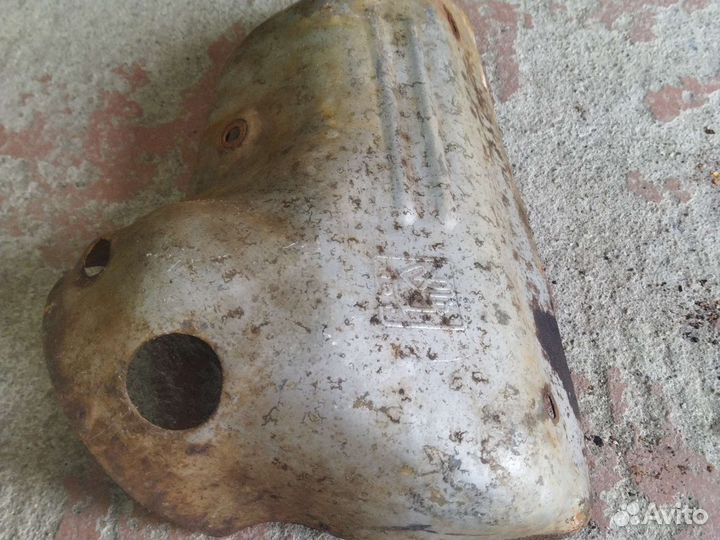 Защита кожух выпускного коллектора Kia Sportage