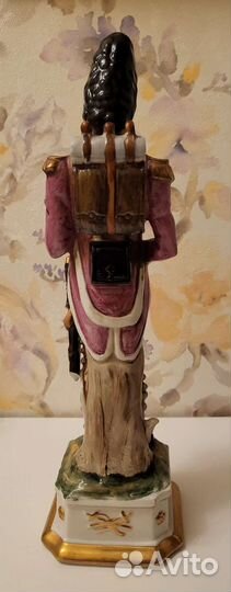 Статуэтка солдат фарфор Италия capodimonte