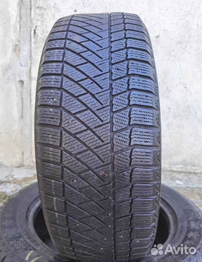 Continental ContiVikingContact 6 225/60 R18 104T