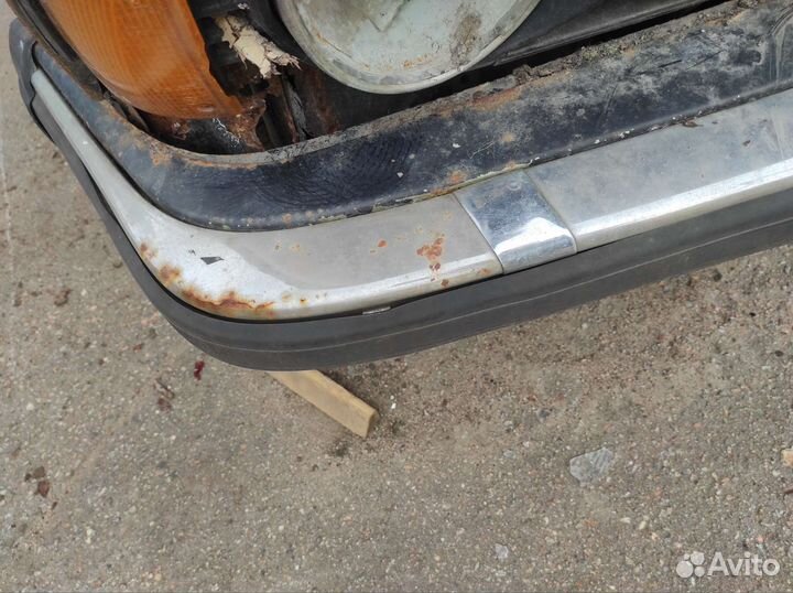 Бампер передний bmw e23