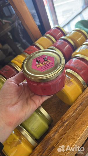 Мед собран в горах Тянь-Шаня