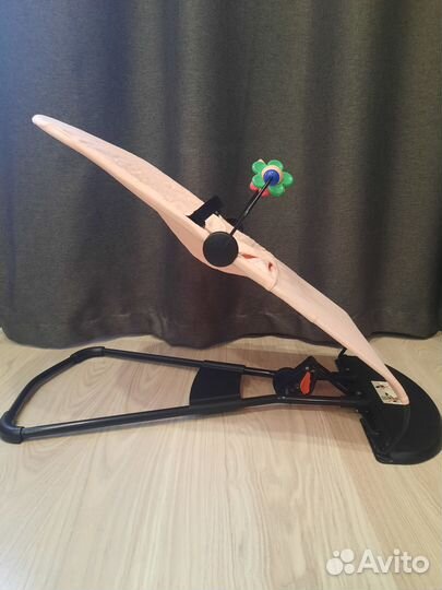 Шезлонг для новорожденных