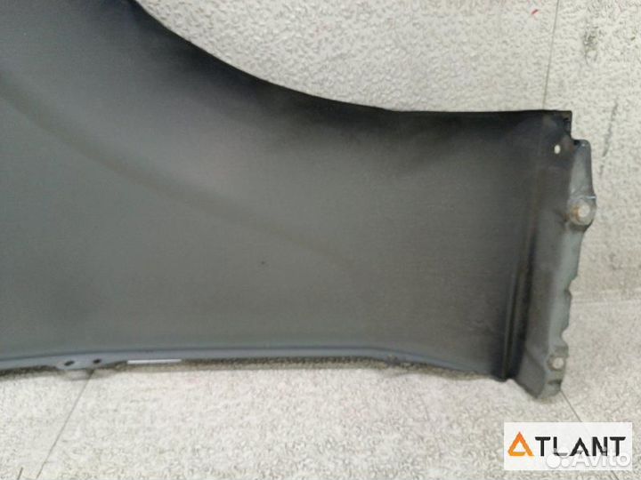 Крыло переднее левое toyota spade