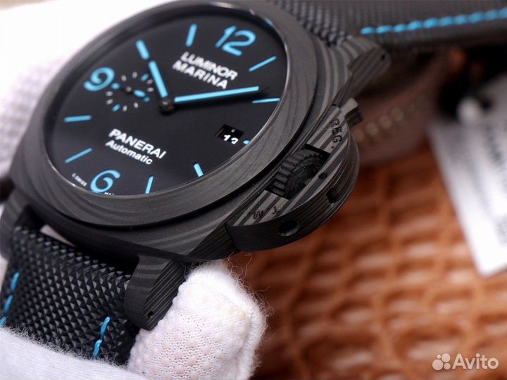 Часы Panerai Luminor Marina Carbotech PAM01661