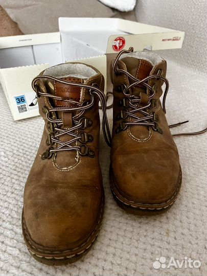Ботинки демисезонные женские 36
