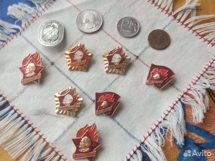 Значок один ссс р новый