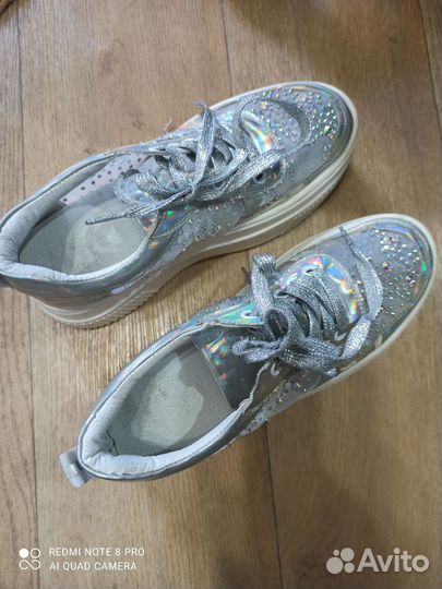 Обувь женская