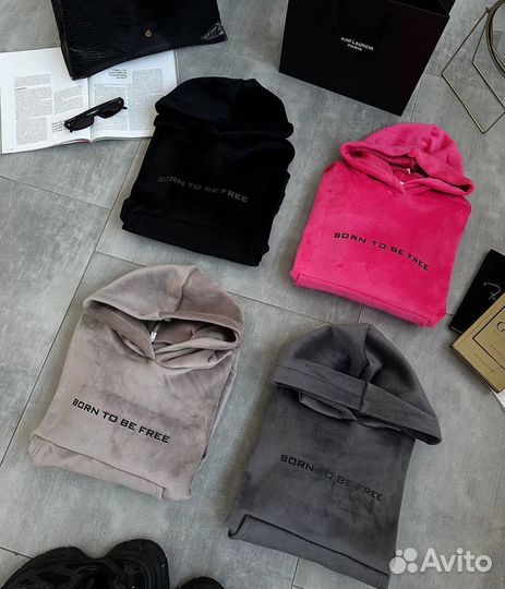 Красивый велюровый костюм р 42, 44, 46, 48