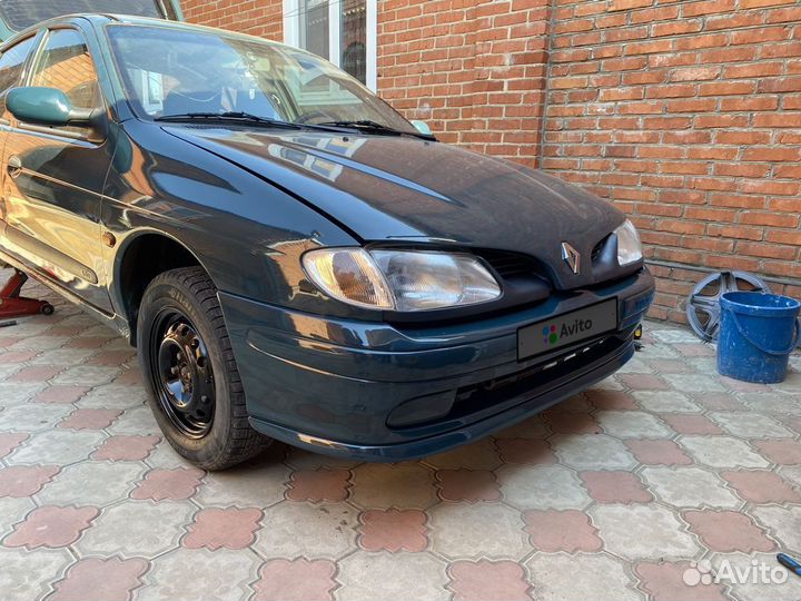 Renault Megane 1.6 МТ, 1996, 300 000 км