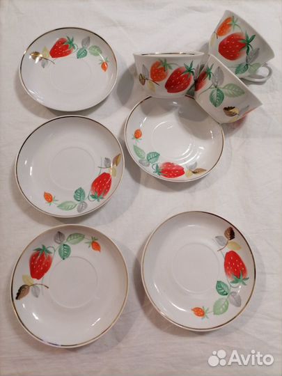 Чайная пара, Песочное, 1972, клубника