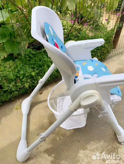 Детский стульчик для кормления