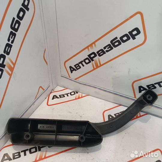 Ручка двери внутренняя задняя правая Лада 2106