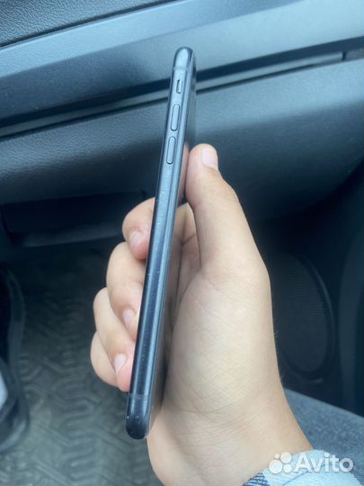 iPhone Xr, 128 ГБ