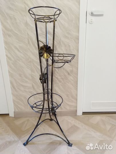 Стойка для цветов