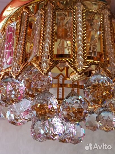 Люстра подвесная потолочная