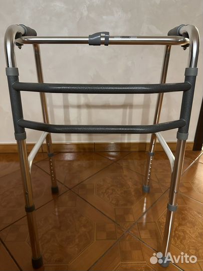 Ходунки шагающие, костыли подлокотные