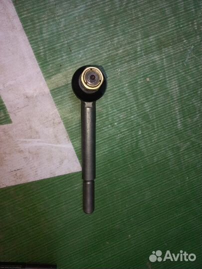 Рулевой наконечник Лада Нива BAZ2121