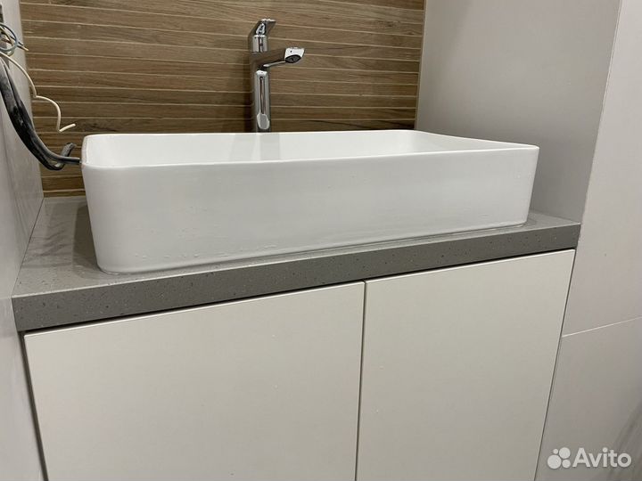 Раковина из искусственного камня