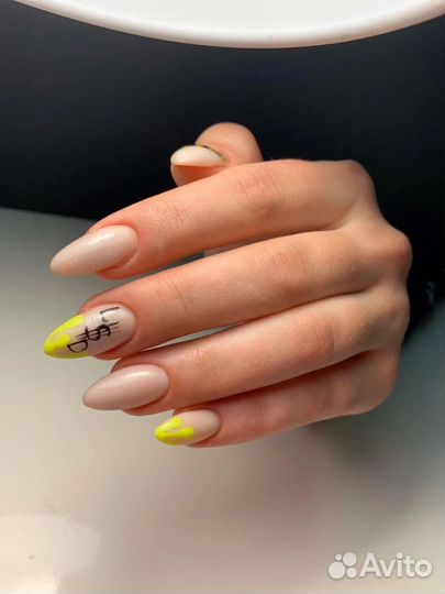 Наращивание ногтей