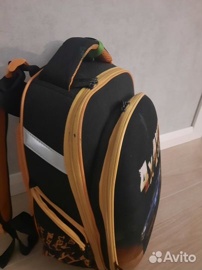 Школьный рюкзак